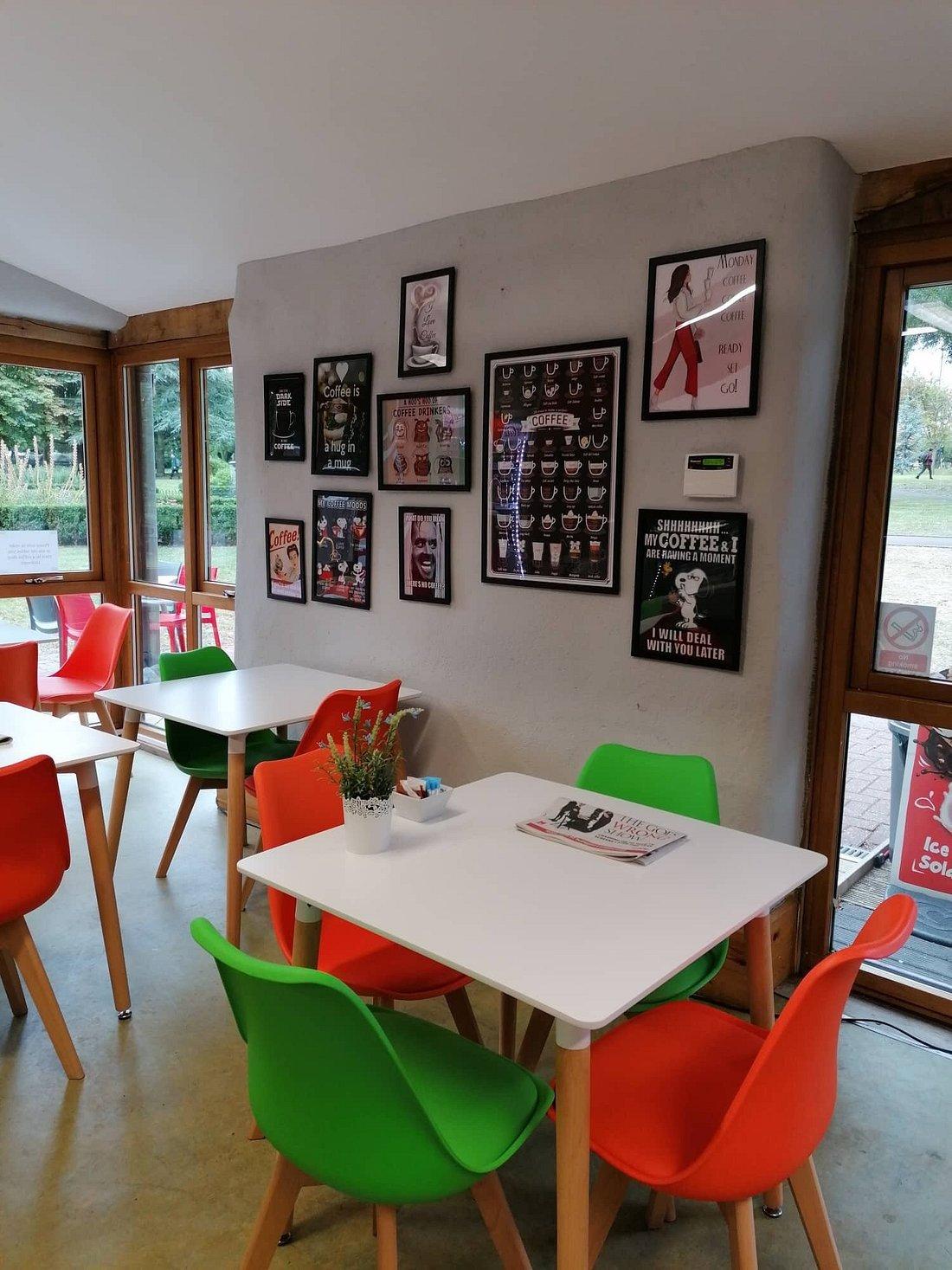 Manor Park Cafe - Interior seating